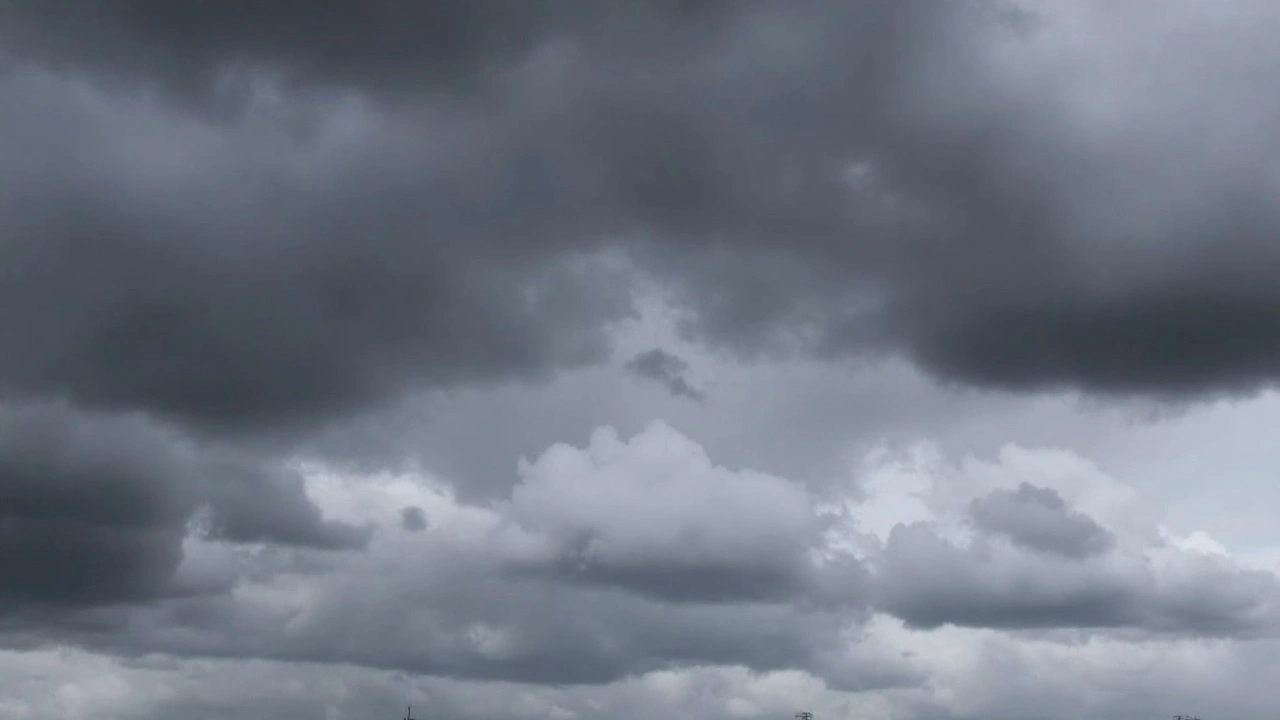 Chuva Forte e Alertas de Tempestade Preocupam Região Norte com Riscos de Alagamentos e Danos